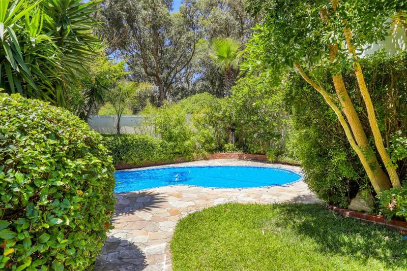 To Let 4 Bedroom Property for Rent in Northshore Western Cape